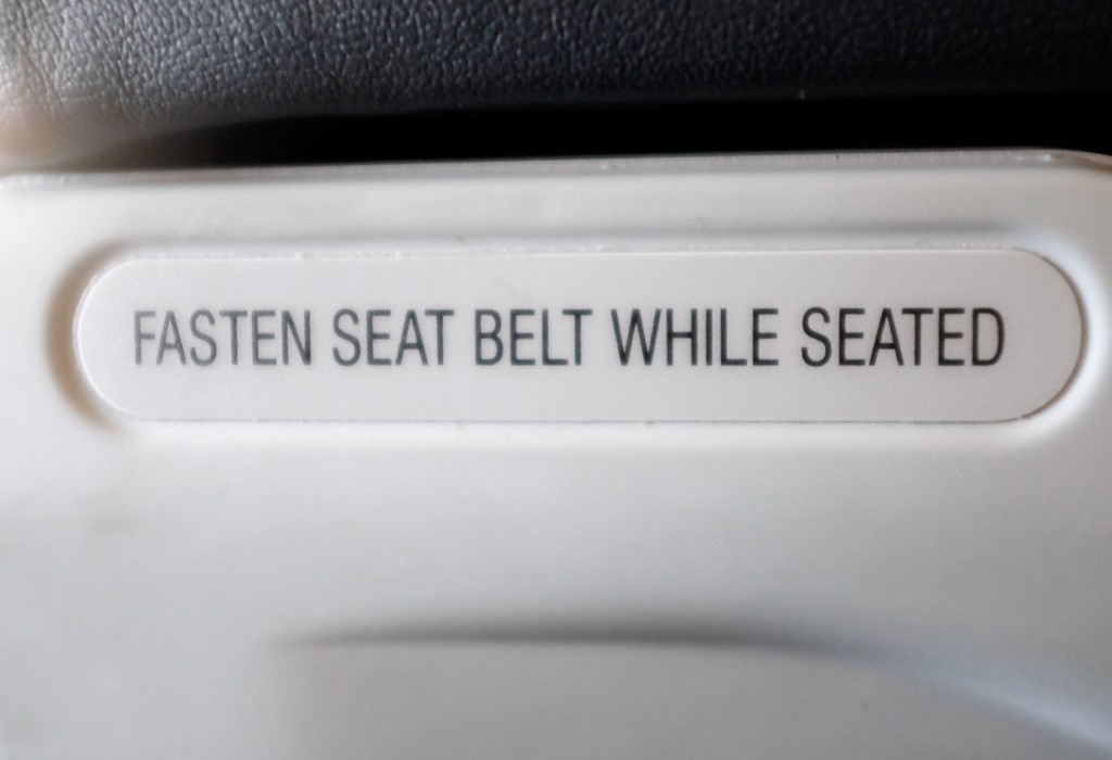 Fasten seat belt sign sm Epic Living